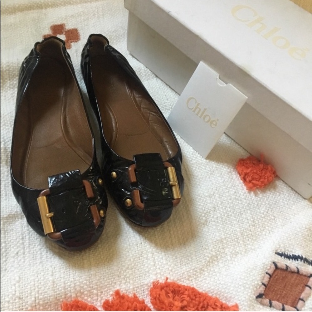 Chloé patent leather buckle flats